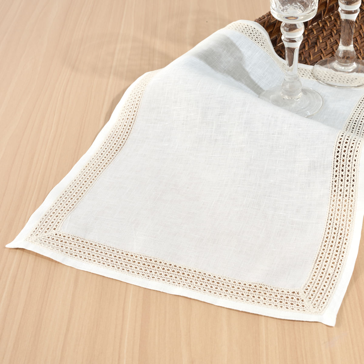 02 10 0007 Toalha de Bandeja Antonieta co Renda Ref 74.jpg